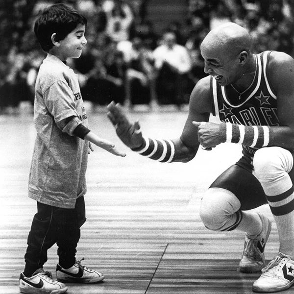 HARLEM GLOBETROTTERS LEGEND CURLY NEAL PASSES AWAY AT 77