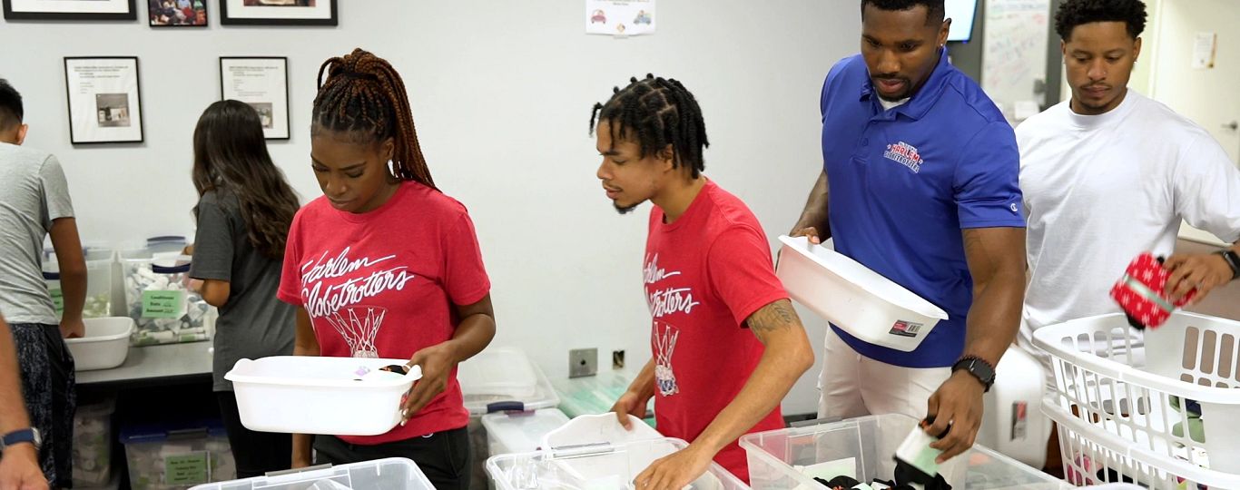 HARLEM GLOBETROTTERS: PLAY IT FORWARD S2, E1 RECAP